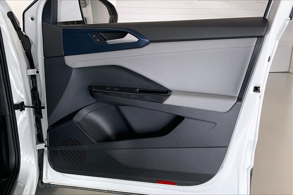 Thumbnail: 2023 Volkswagen Taos - 26
