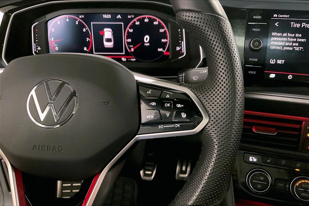 Thumbnail: 2024 Volkswagen Jetta - 23