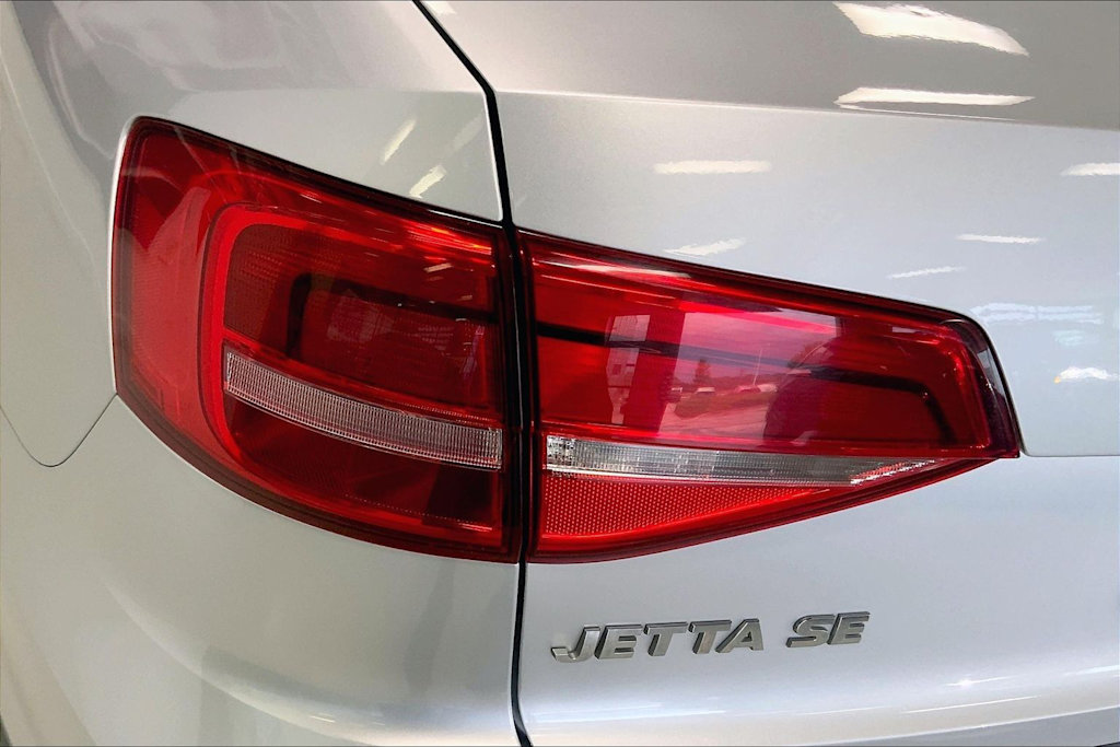 Thumbnail: 2015 Volkswagen Jetta - 29