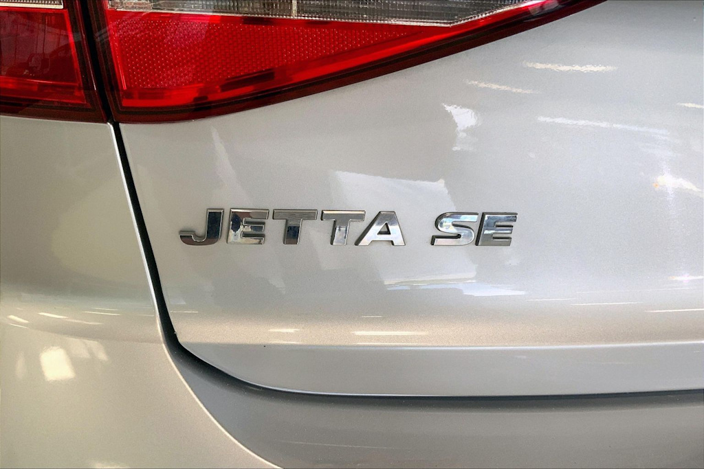 Thumbnail: 2015 Volkswagen Jetta - 7