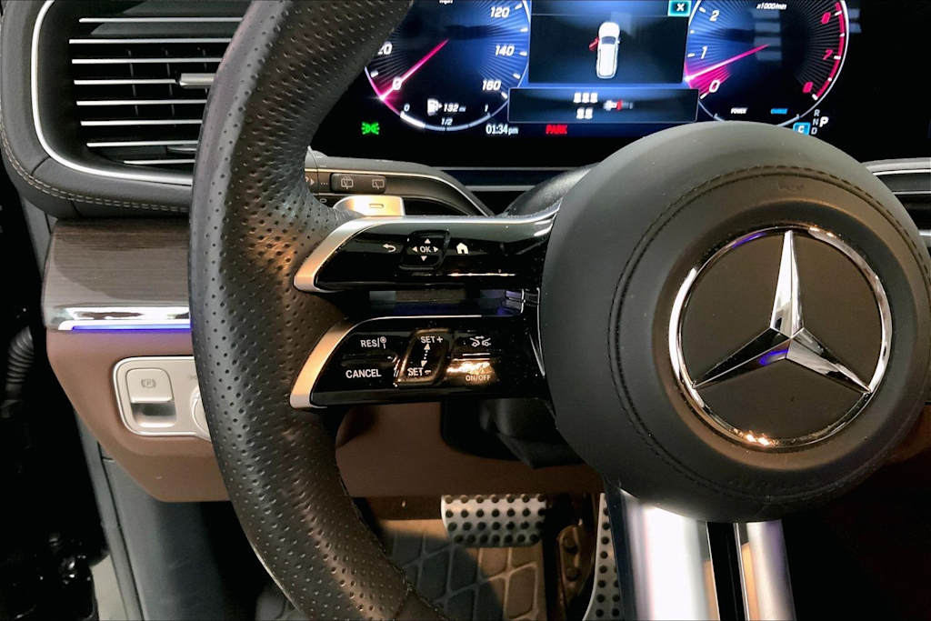 Thumbnail: 2025 Mercedes-Benz GLS - 20