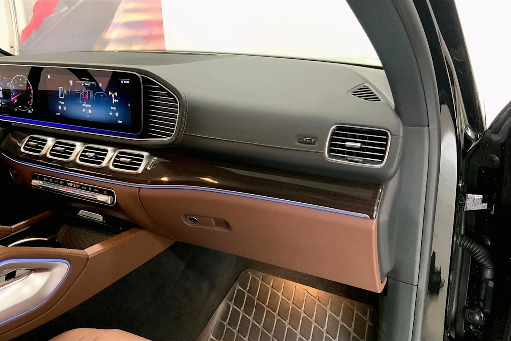 Thumbnail: 2025 Mercedes-Benz GLS - 19