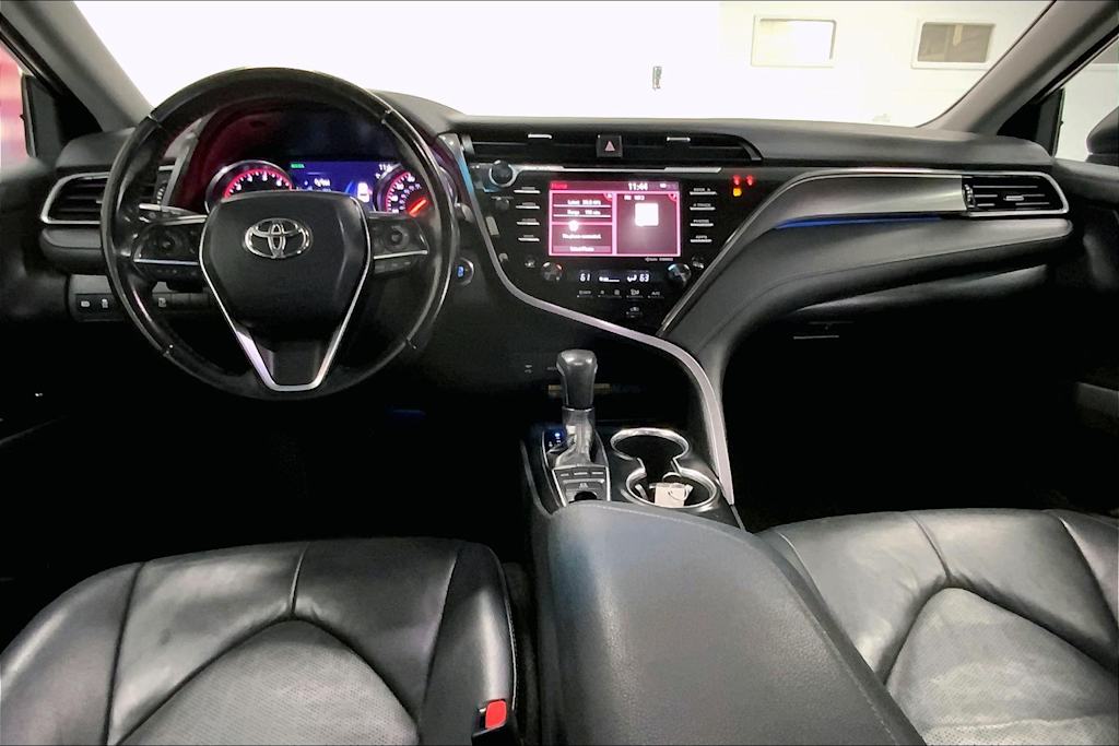 2019 Toyota Camry XSE 10