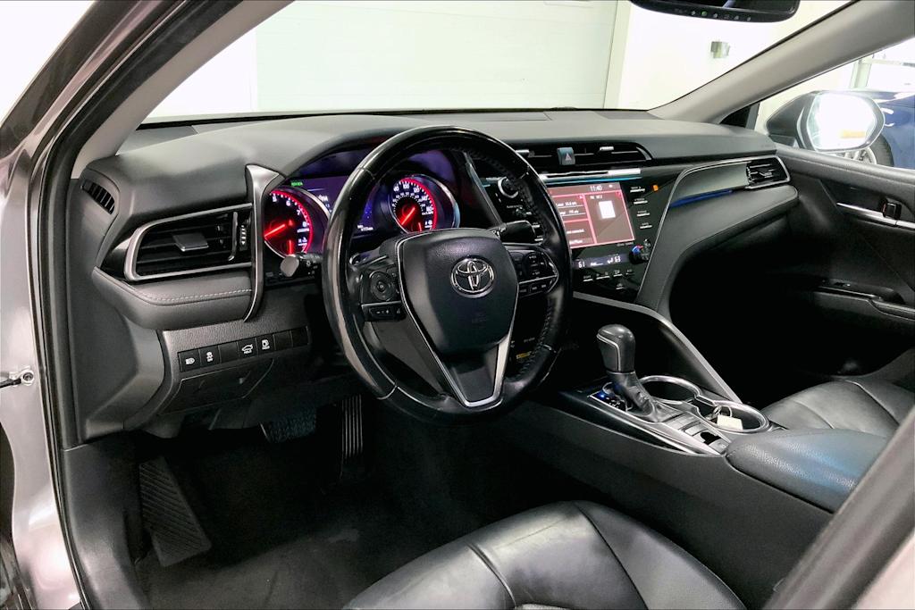 2019 Toyota Camry XSE 2