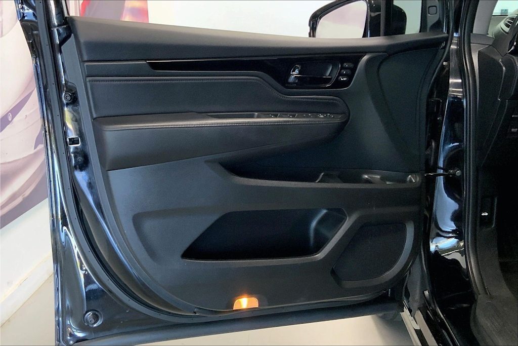 Thumbnail: 2023 Honda Odyssey - 24
