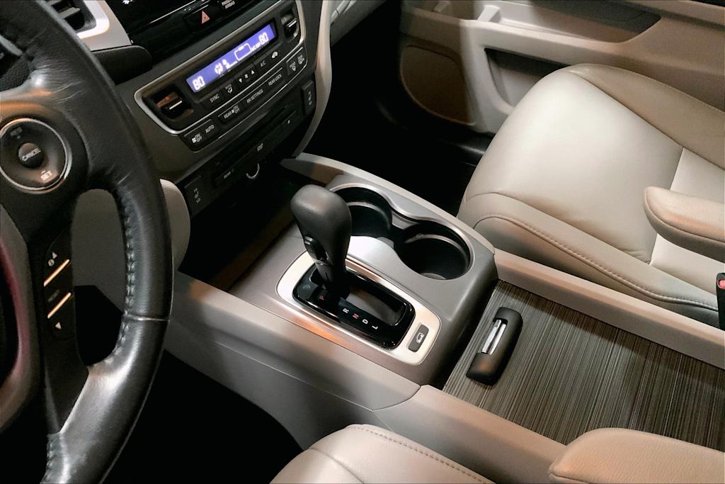 2016 Honda Pilot EX-L 16