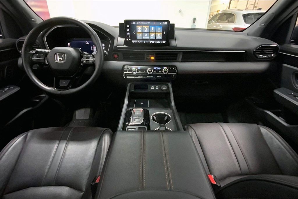 Thumbnail: 2025 Honda Pilot - 6