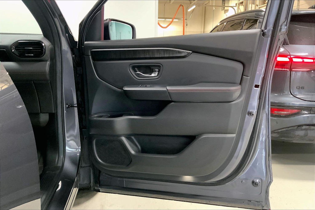 Thumbnail: 2025 Honda Pilot - 26