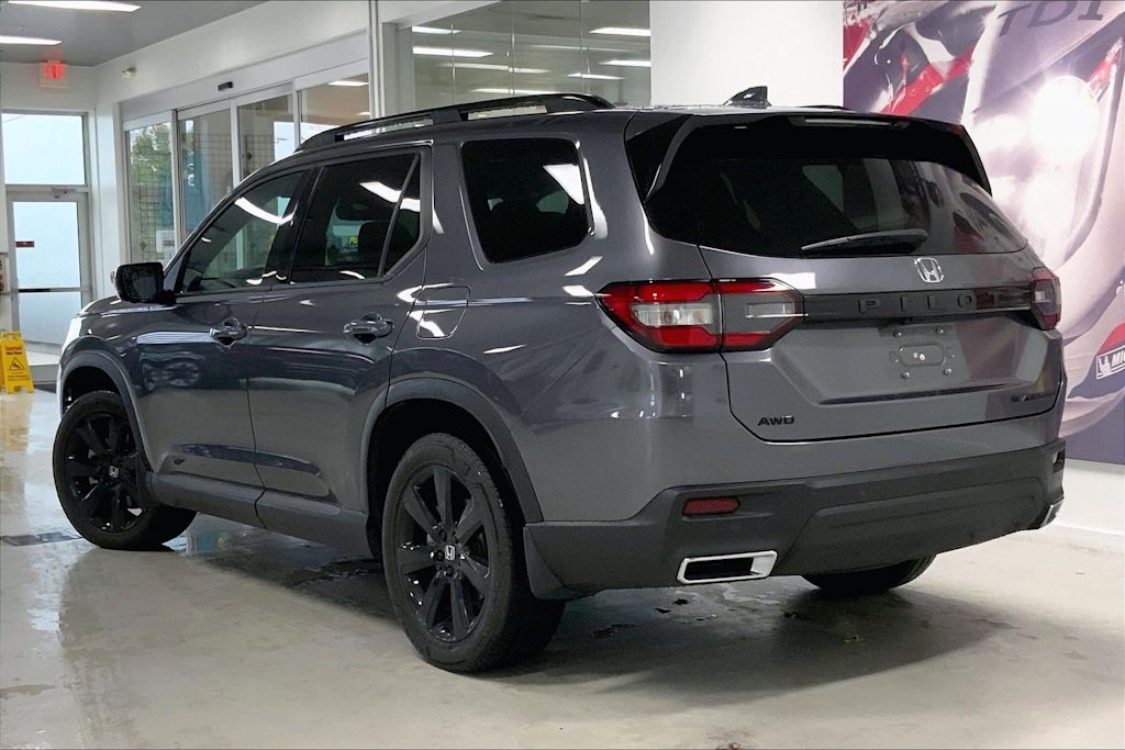 Thumbnail: 2025 Honda Pilot - 16