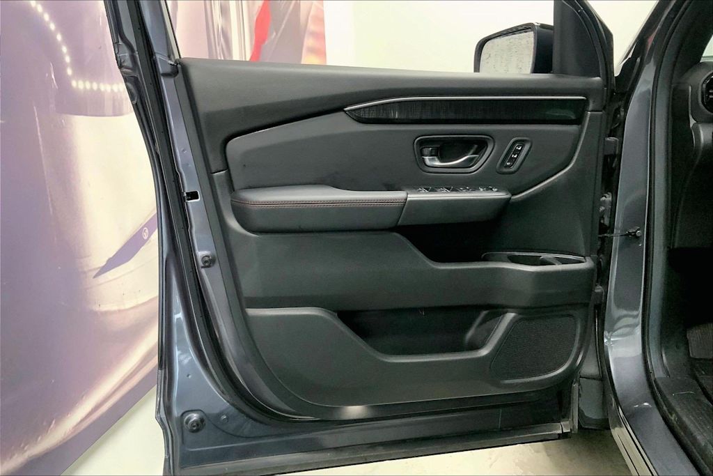 Thumbnail: 2025 Honda Pilot - 25