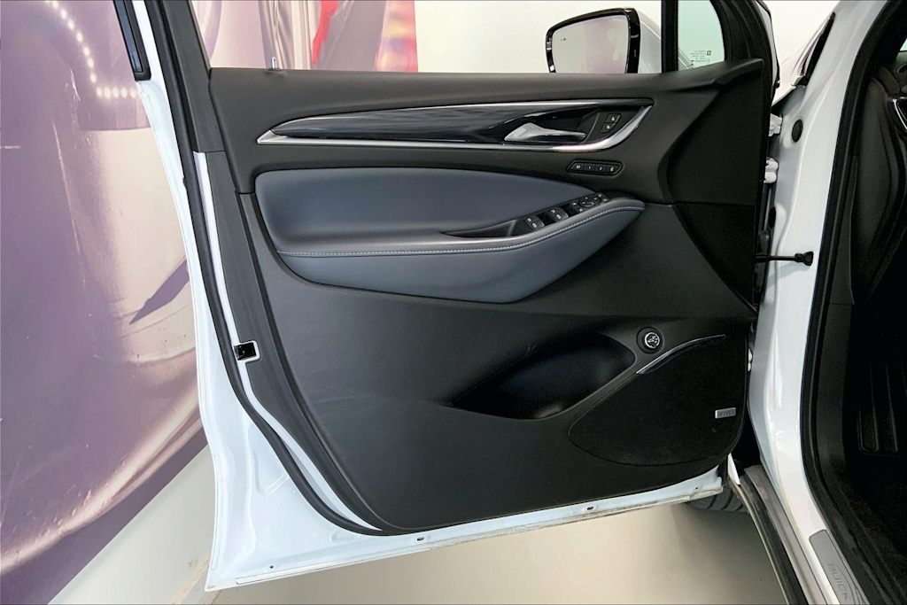 Thumbnail: 2022 Buick Enclave - 25