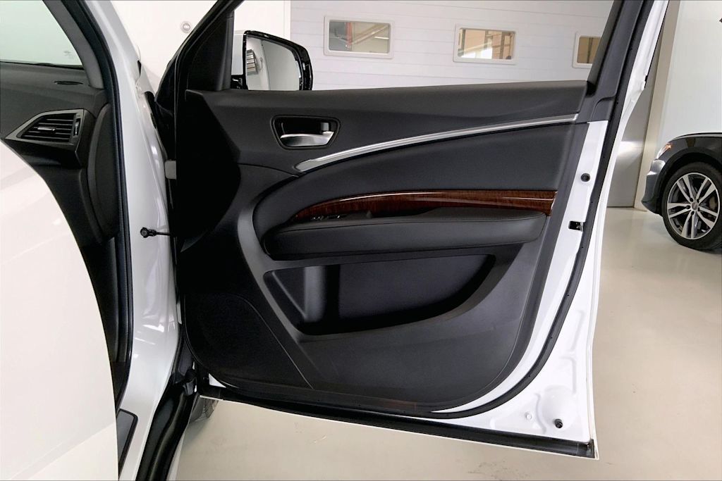 Thumbnail: 2020 Acura MDX - 26