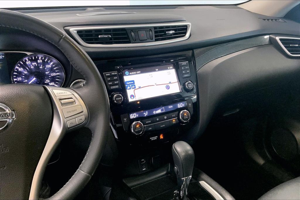 Thumbnail: 2016 Nissan Rogue - 14