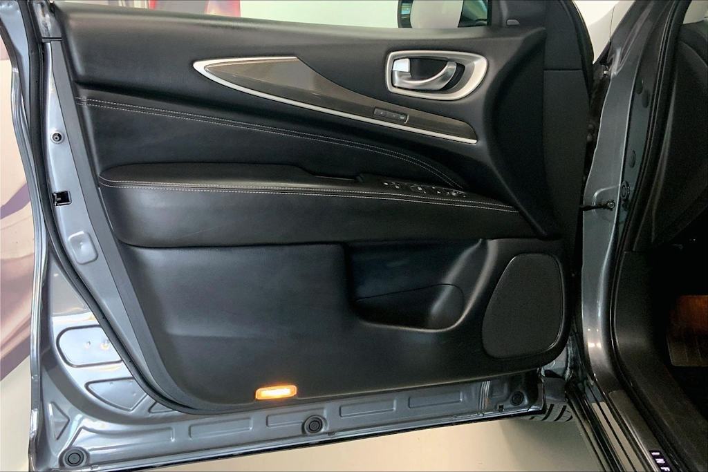 Thumbnail: 2019 INFINITI QX60 - 25