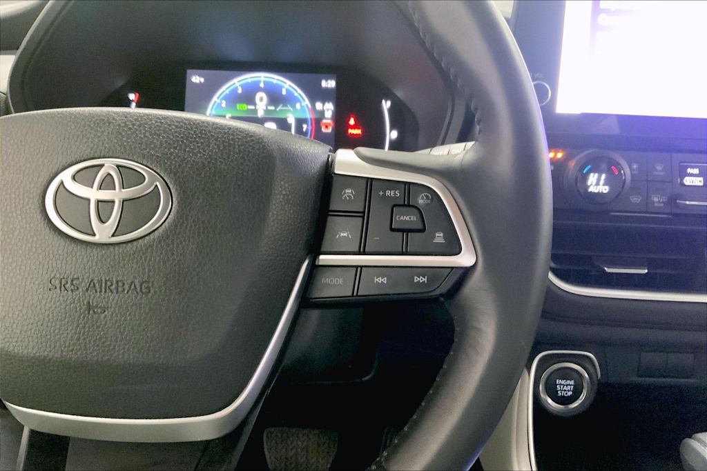 Thumbnail: 2025 Toyota Grand Highlander - 24