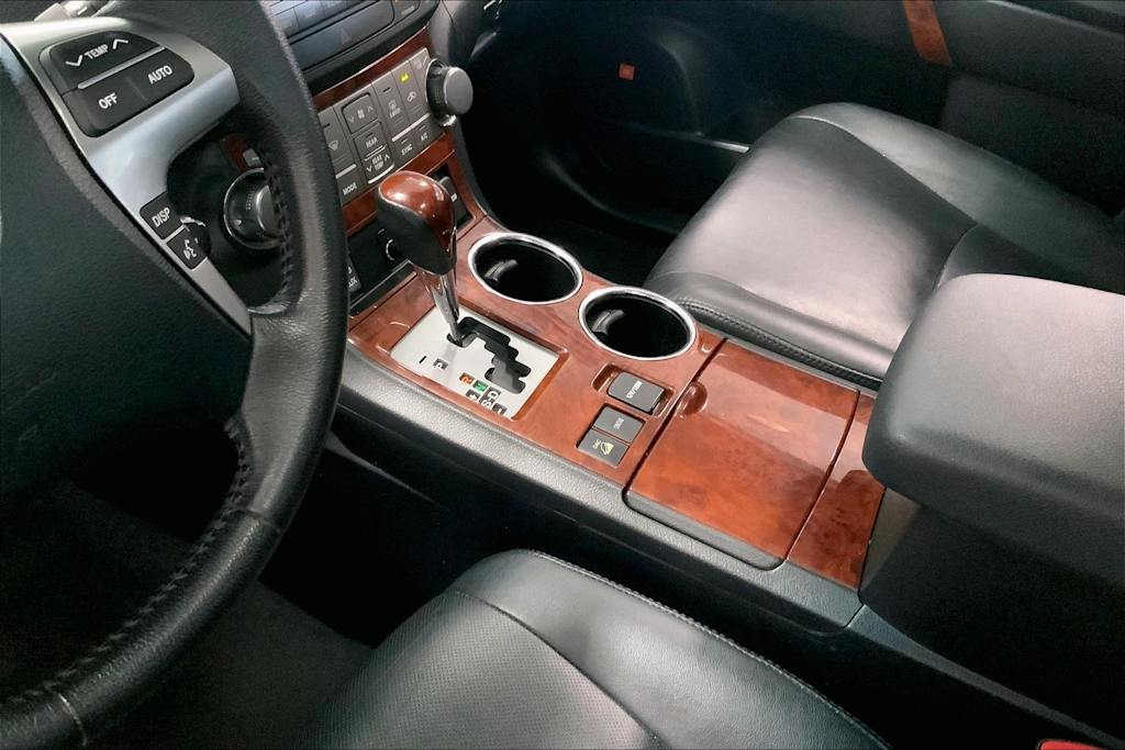 Thumbnail: 2011 Toyota Highlander - 15