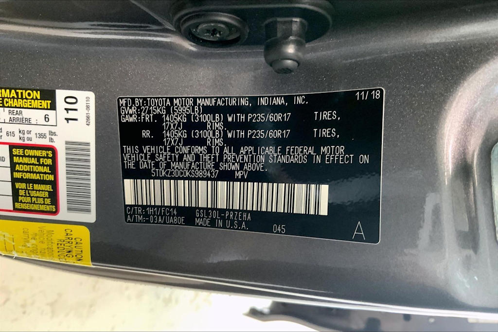 Thumbnail: 2019 Toyota Sienna - 18