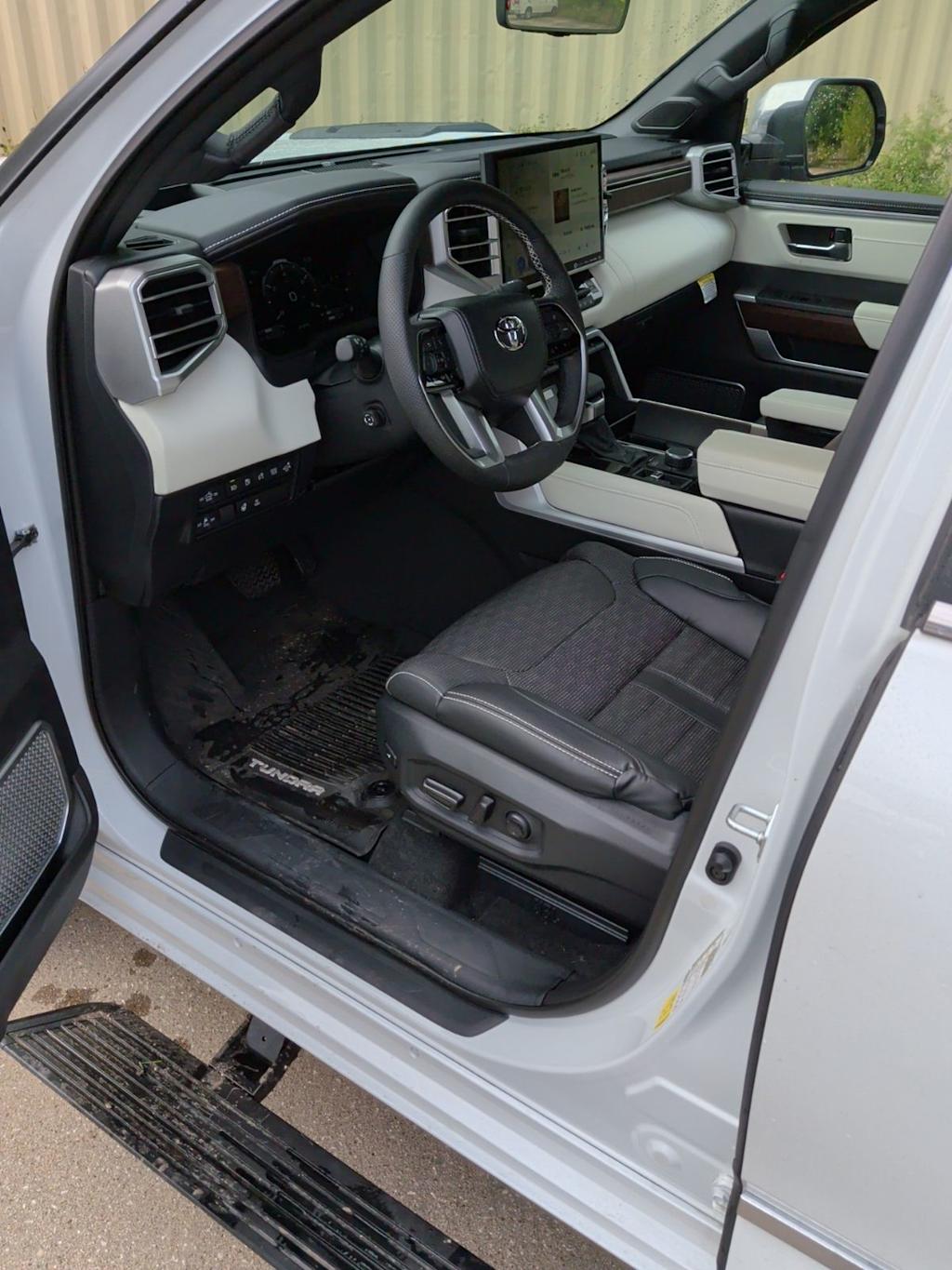 Thumbnail: 2024 Toyota Tundra - 6
