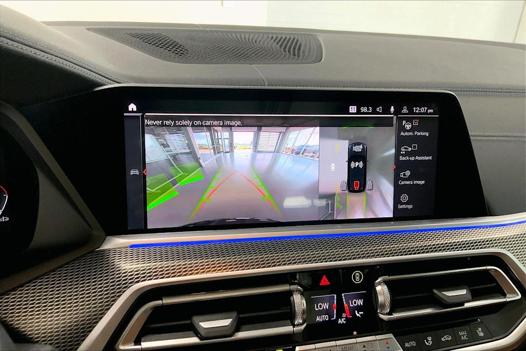 Thumbnail: 2022 BMW X5 - 15