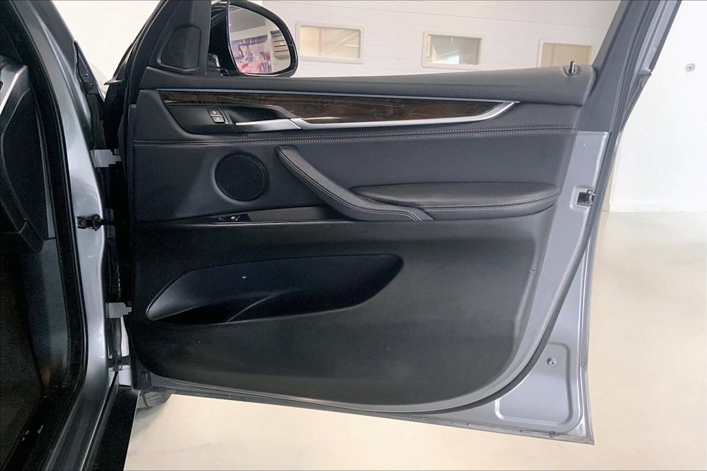 Thumbnail: 2017 BMW X5 - 26