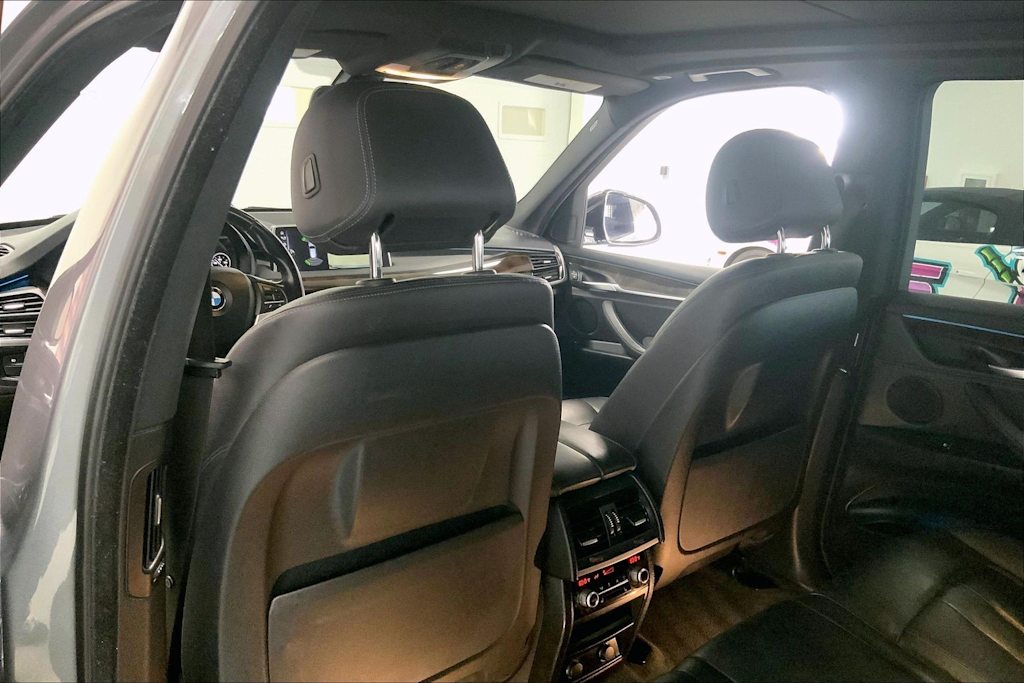 Thumbnail: 2017 BMW X5 - 12