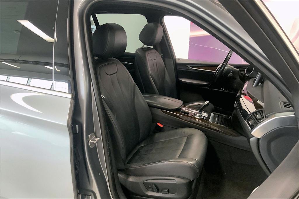 Thumbnail: 2017 BMW X5 - 11