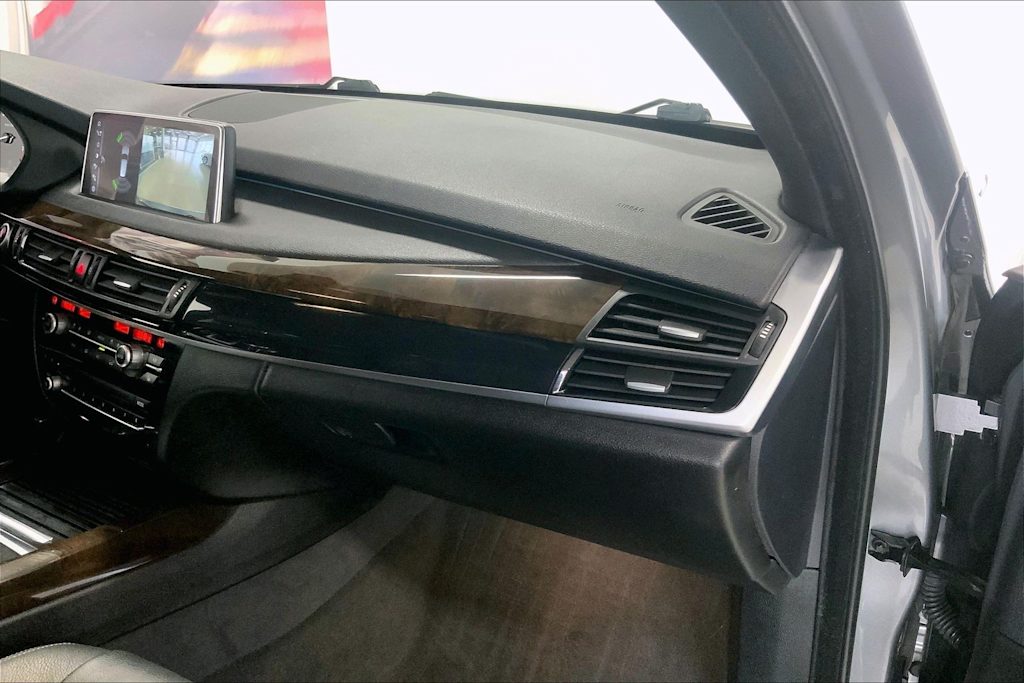 Thumbnail: 2017 BMW X5 - 14