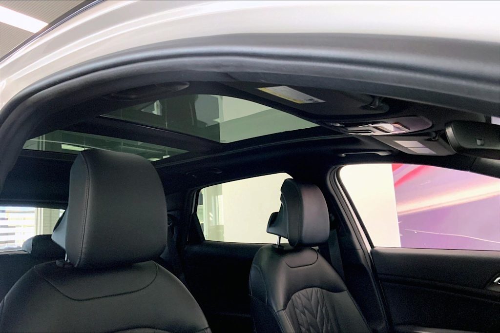 Thumbnail: 2023 Kia Sportage - 28