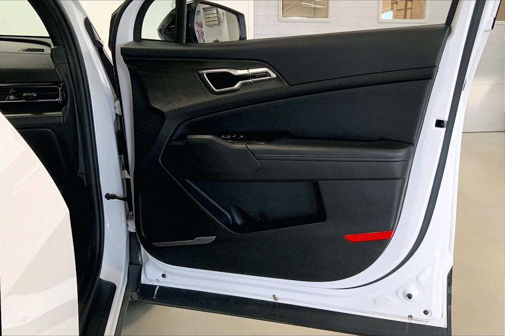 Thumbnail: 2023 Kia Sportage - 26