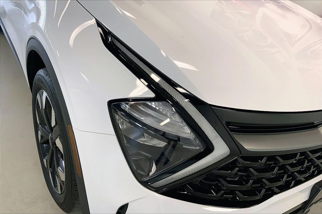 Thumbnail: 2023 Kia Sportage - 29