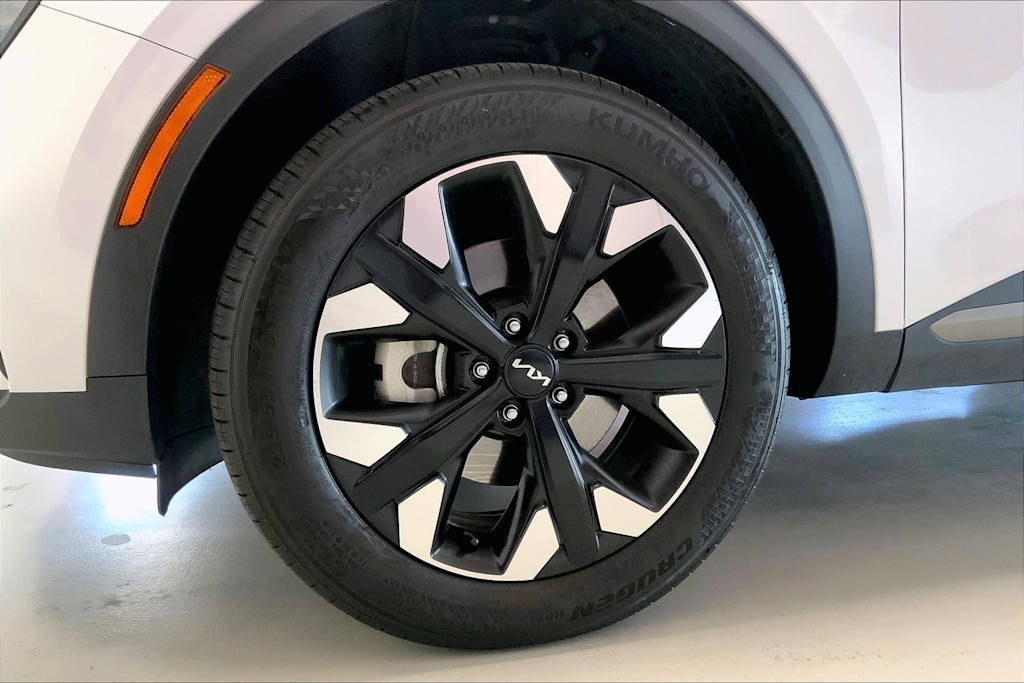 Thumbnail: 2023 Kia Sportage - 8