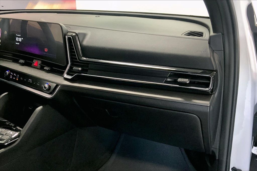 Thumbnail: 2023 Kia Sportage - 22