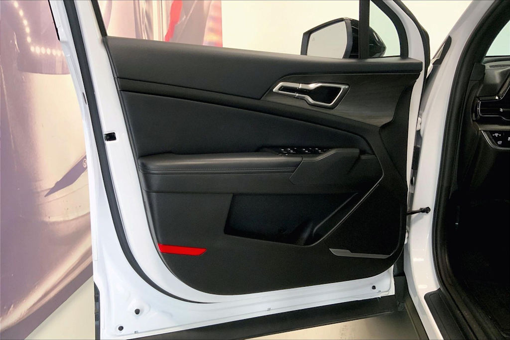 Thumbnail: 2023 Kia Sportage - 25