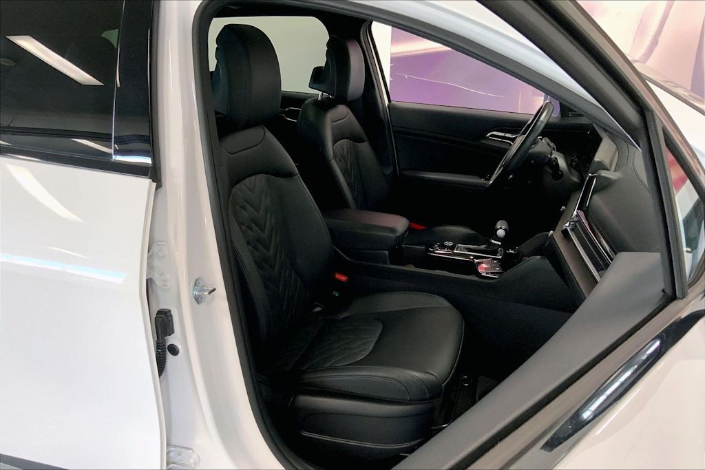 Thumbnail: 2023 Kia Sportage - 11