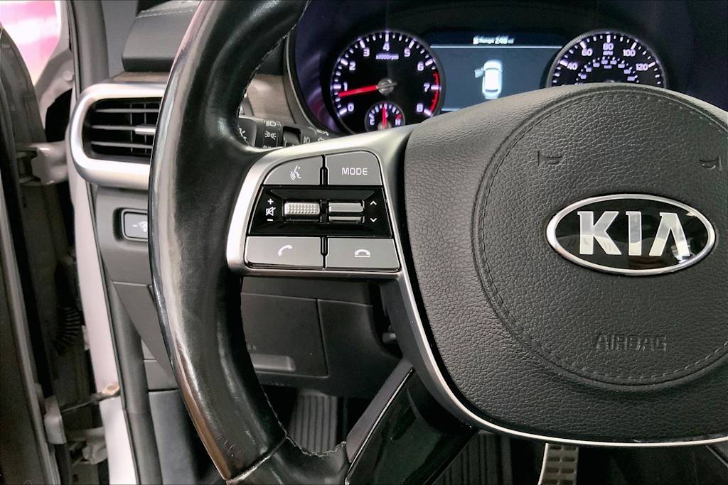 Thumbnail: 2021 Kia Telluride - 21