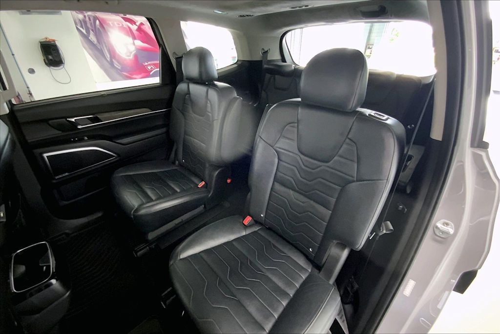 Thumbnail: 2021 Kia Telluride - 26