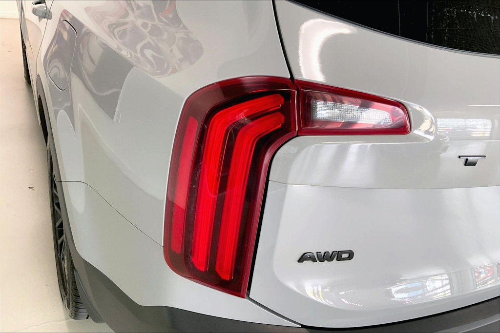 Thumbnail: 2021 Kia Telluride - 29