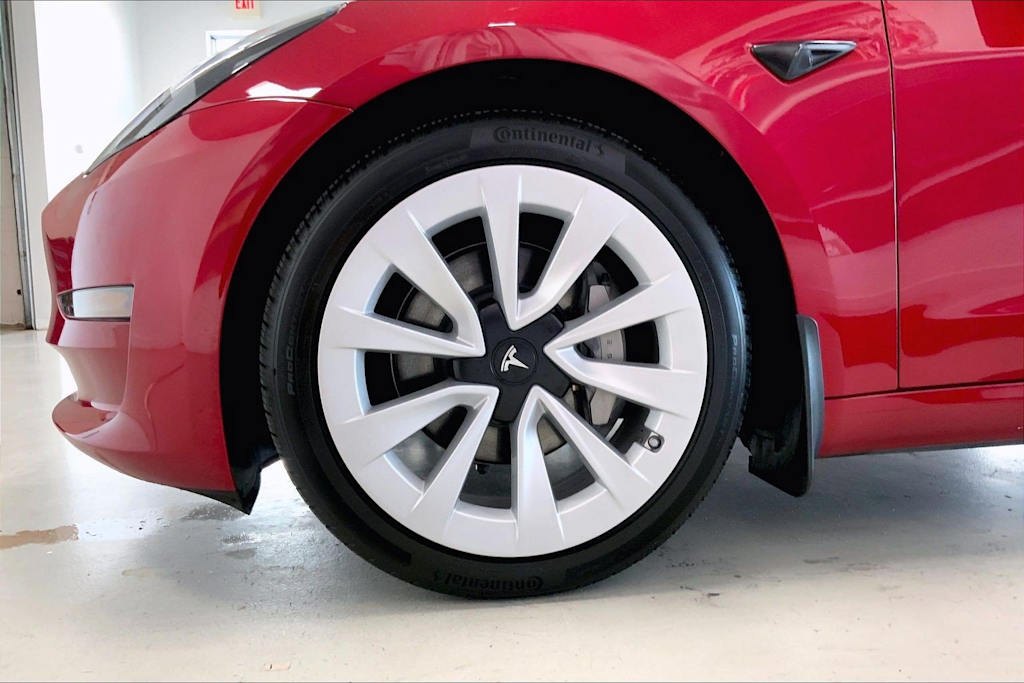 Thumbnail: 2023 Tesla Model 3 - 3