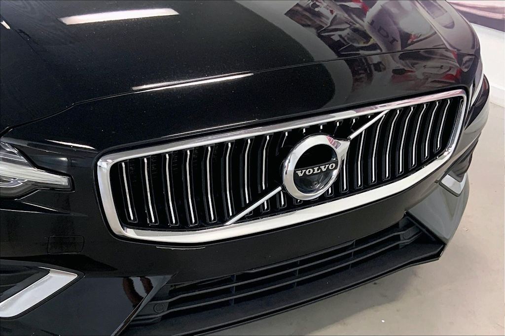 Thumbnail: 2020 Volvo S60 - 29