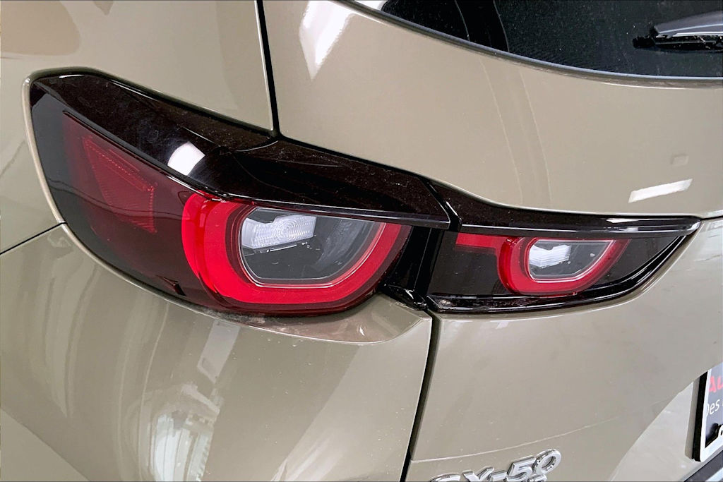 2023 Mazda CX-50 Turbo Premium 32