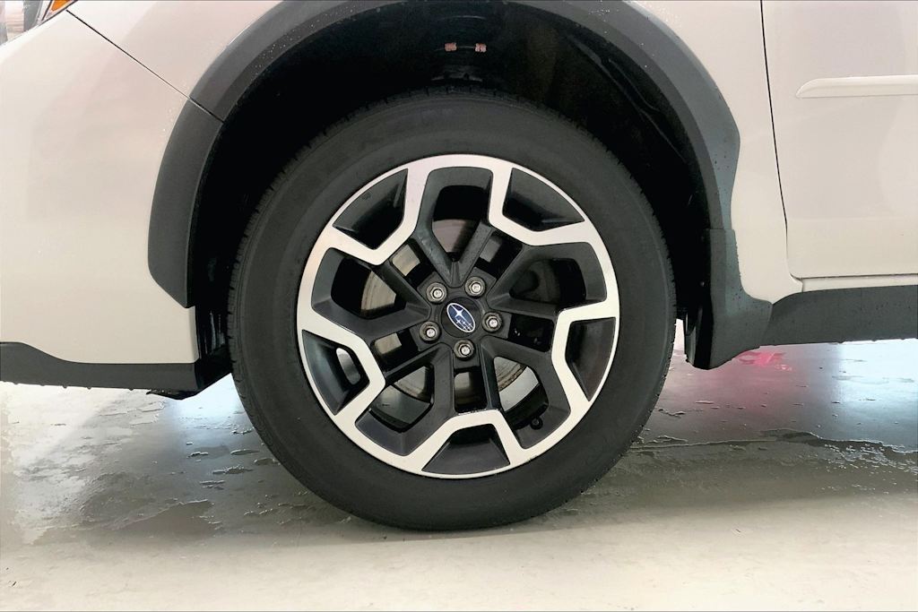 Thumbnail: 2017 Subaru Crosstrek - 7