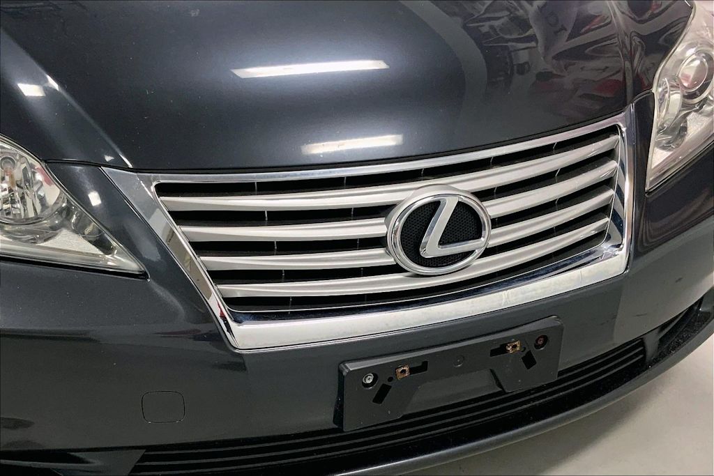 Thumbnail: 2011 Lexus ES - 32