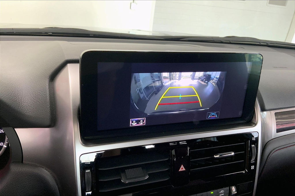Thumbnail: 2022 Lexus GX - 24