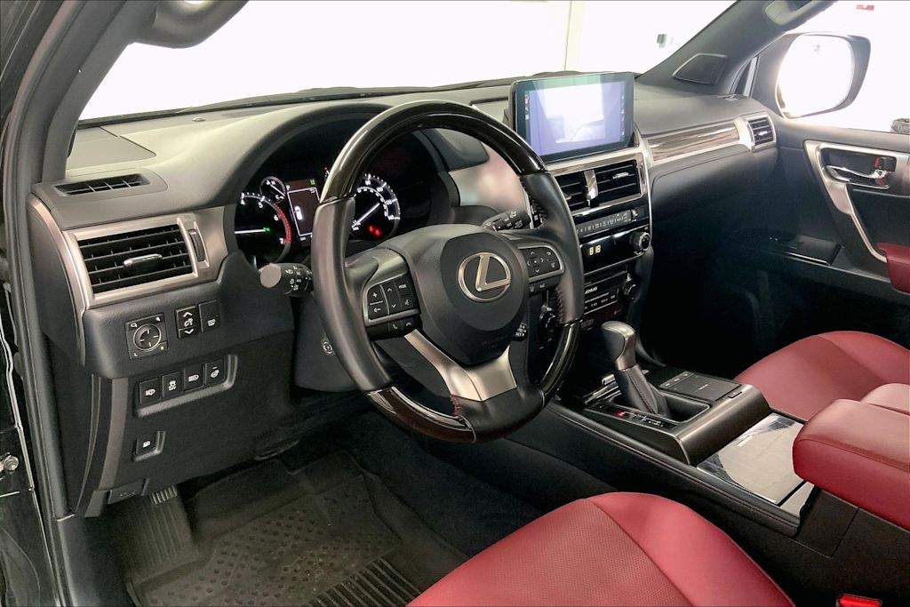 Thumbnail: 2022 Lexus GX - 2