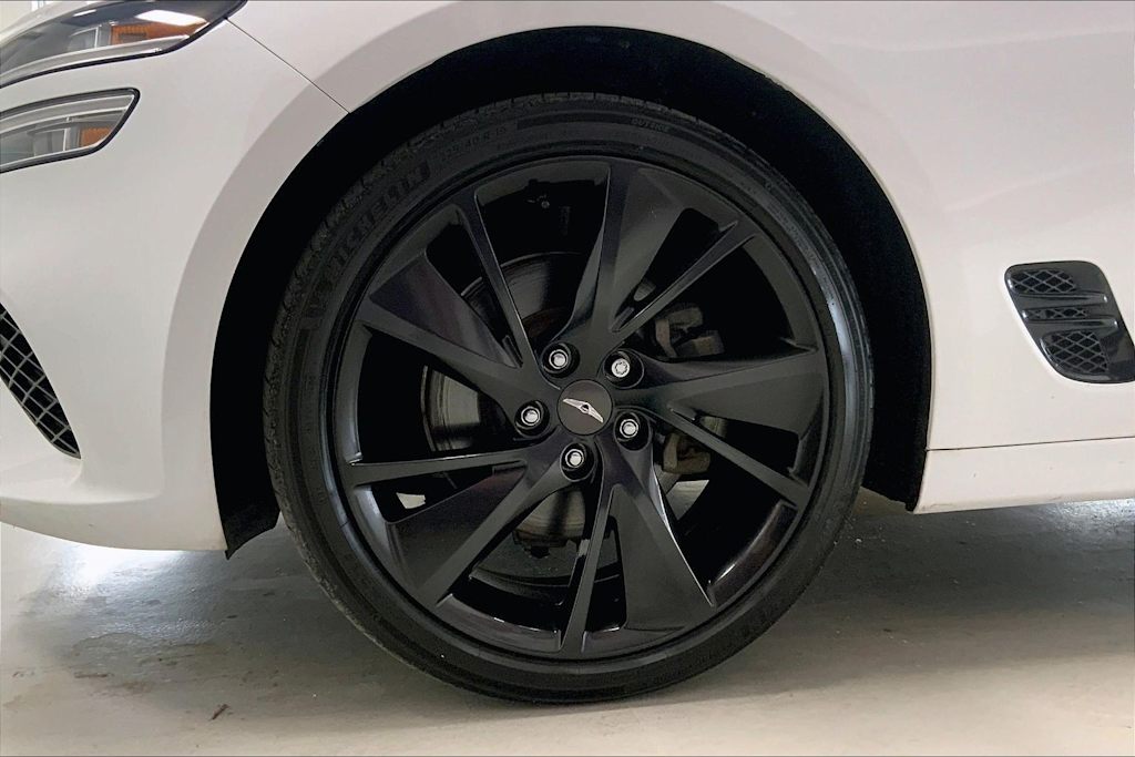 Thumbnail: 2023 Genesis G70 - 7