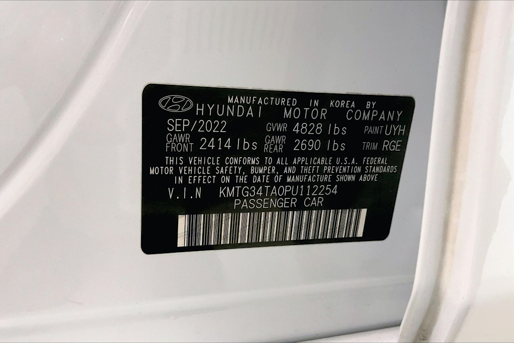 Thumbnail: 2023 Genesis G70 - 19