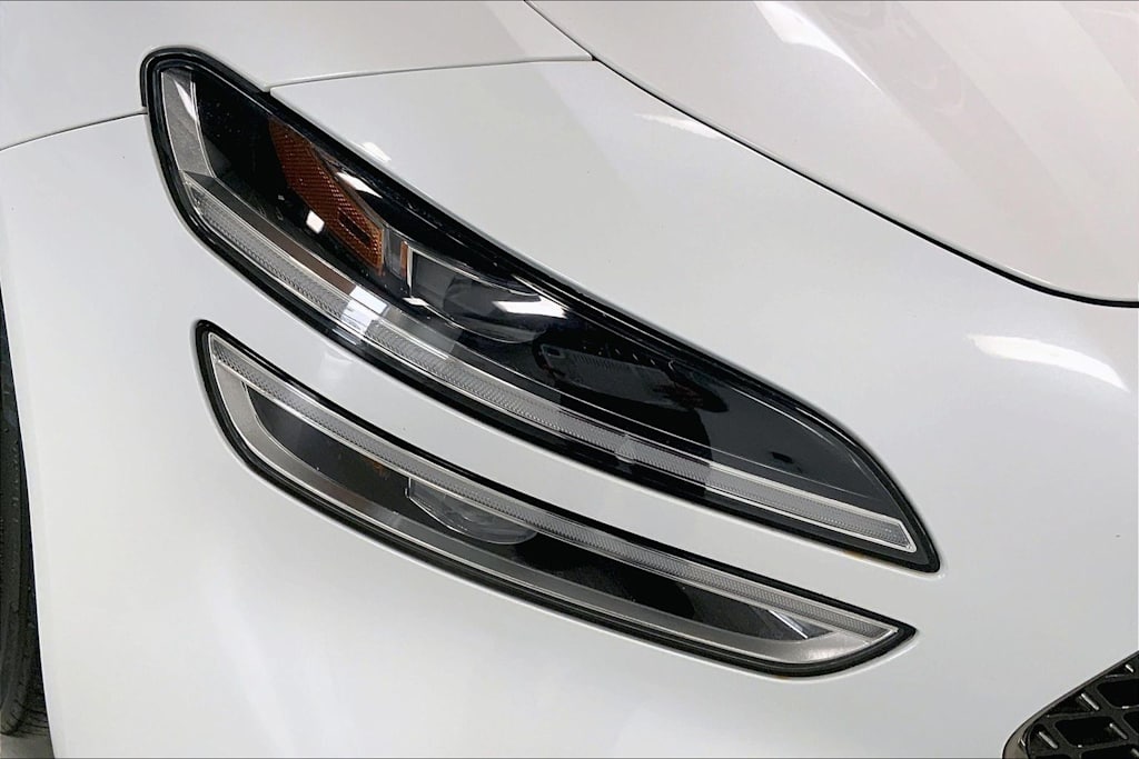 Thumbnail: 2023 Genesis G70 - 29