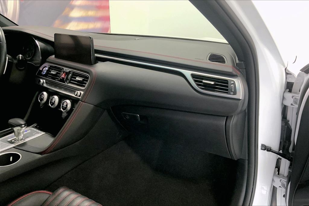 Thumbnail: 2023 Genesis G70 - 22