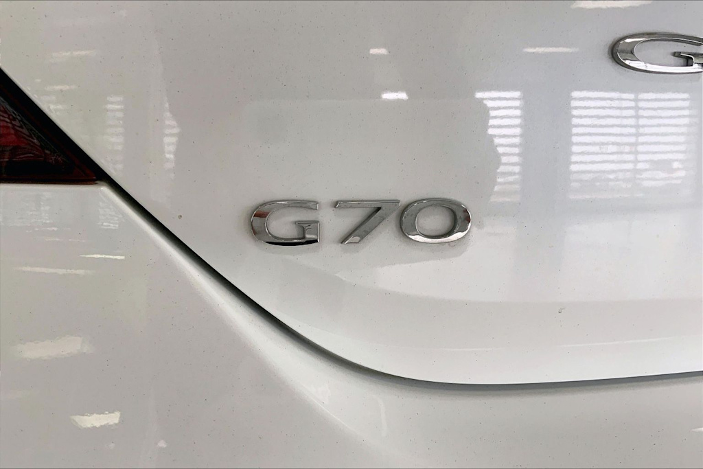 Thumbnail: 2023 Genesis G70 - 6