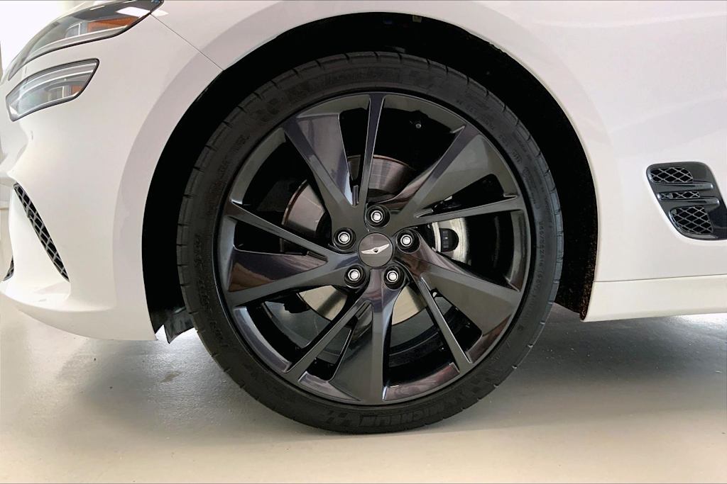 Thumbnail: 2023 Genesis G70 - 7